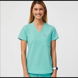 Figs Aqua Scrub Set small